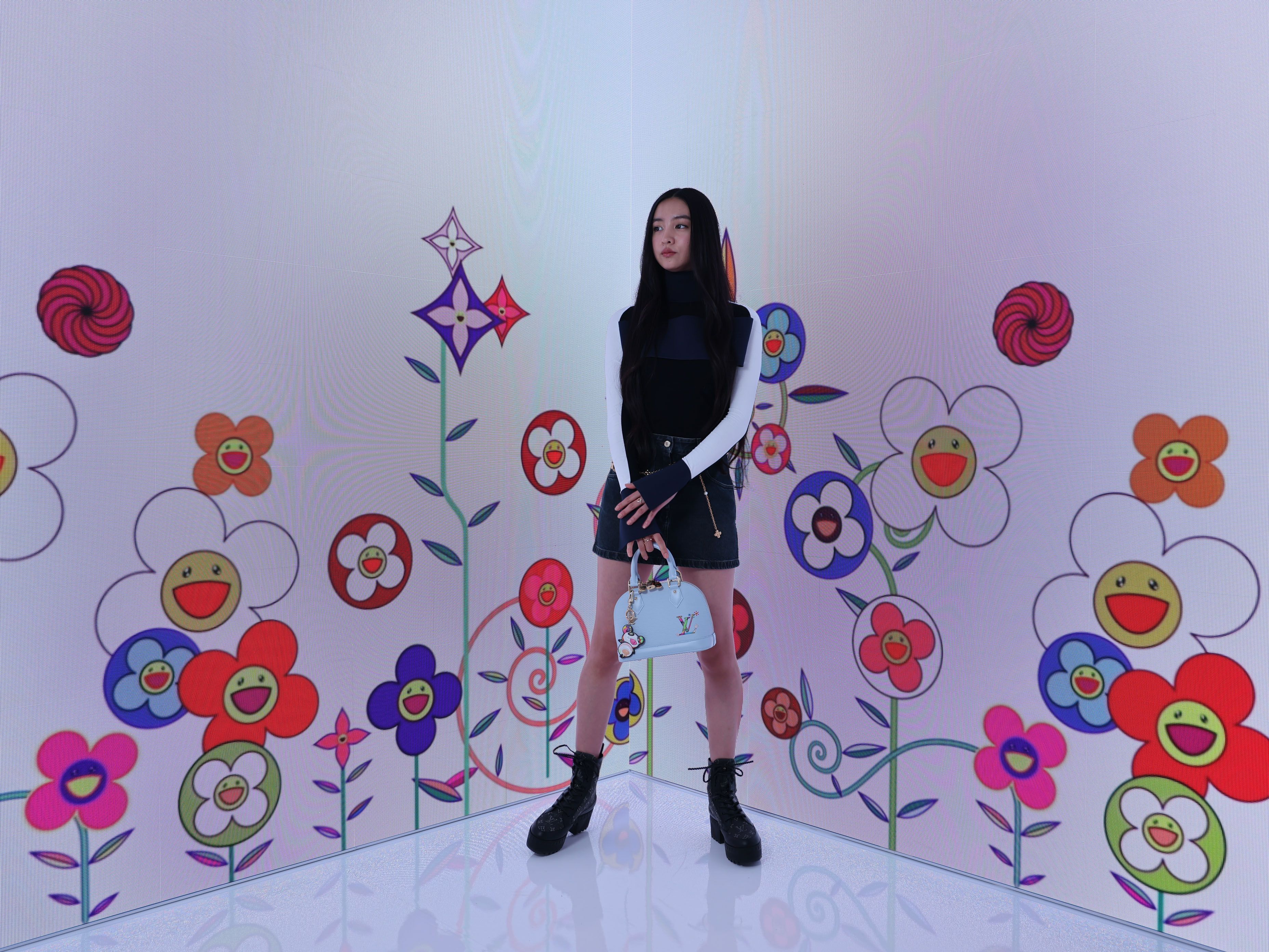 Kōki,と巡る「LOUIS VUITTON × MURAKAMI」ポップアップストア