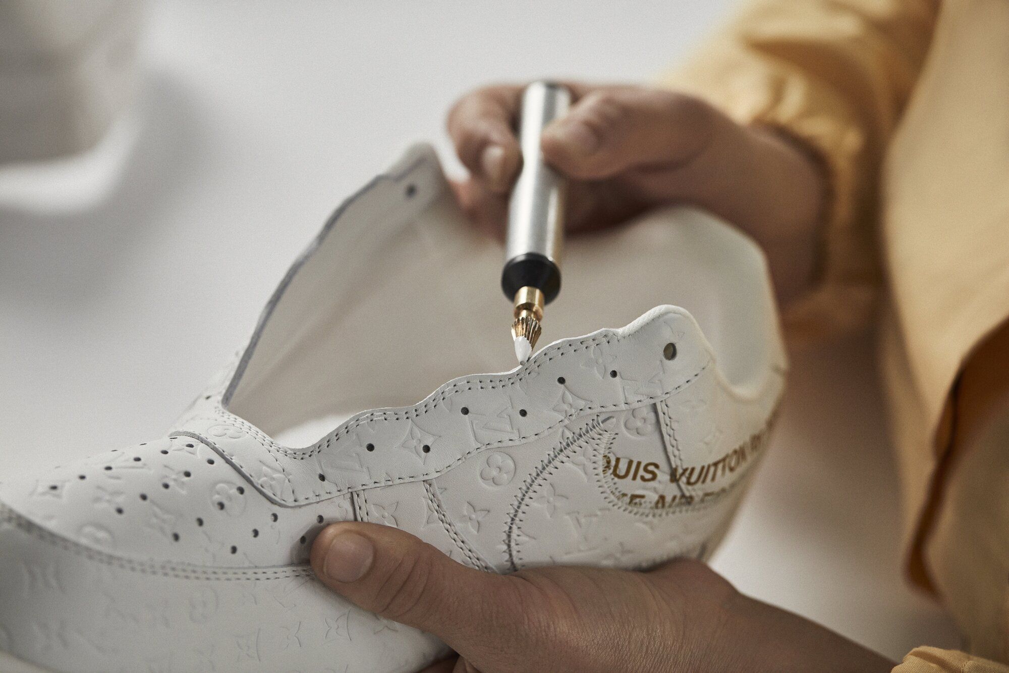 Louis Vuitton x Nike Air Force 1: prezzo e modalità di rilascio