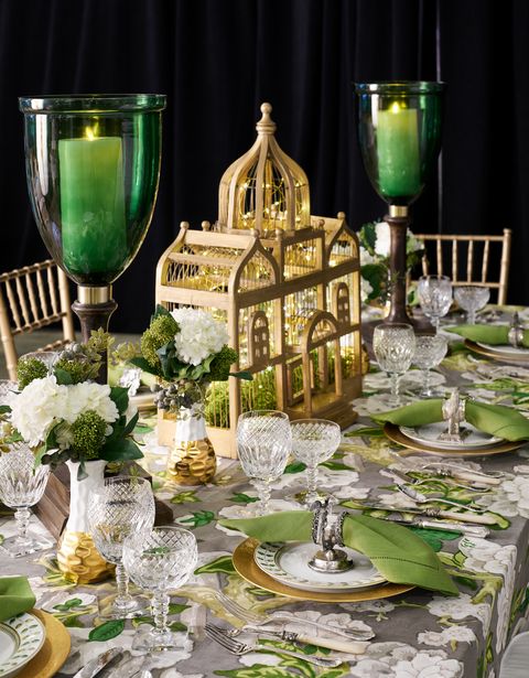 Green, Stemware, Champagne stemware, Wine glass, Tableware, Glass, Drinkware, Table, Centrepiece, Drink, 