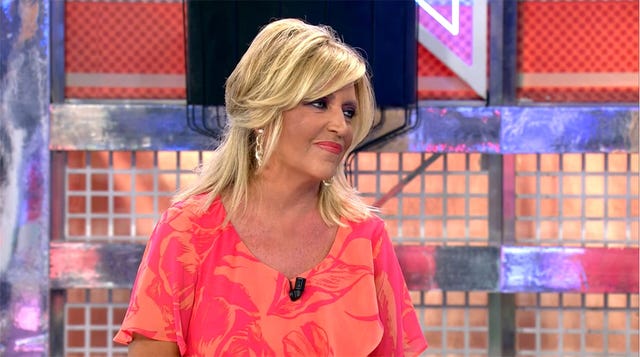 lydia lozano en sabado deluxe