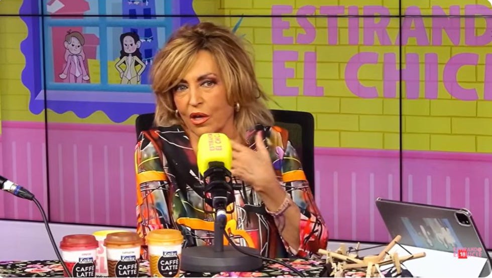 lydia lozano en el podcast estirando el chicle