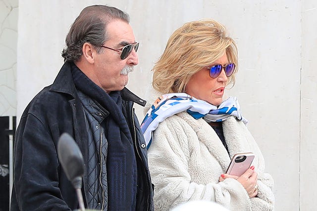 Lydia Lozano acompaña a su marido, Charly, a una revisión