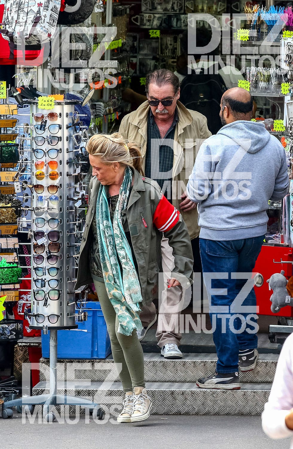 Lydia Lozano y su marido, Charly, escapada romántica a París