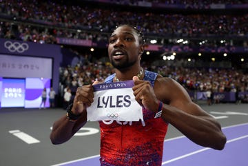 paris, france august 04 noah lyles of team united states celebrates after winning the gold medal in the men's 100m final on day nine of the olympic games paris 2024 at stade de france on august 04, 2024 in paris, france photo by cameron spencergetty images