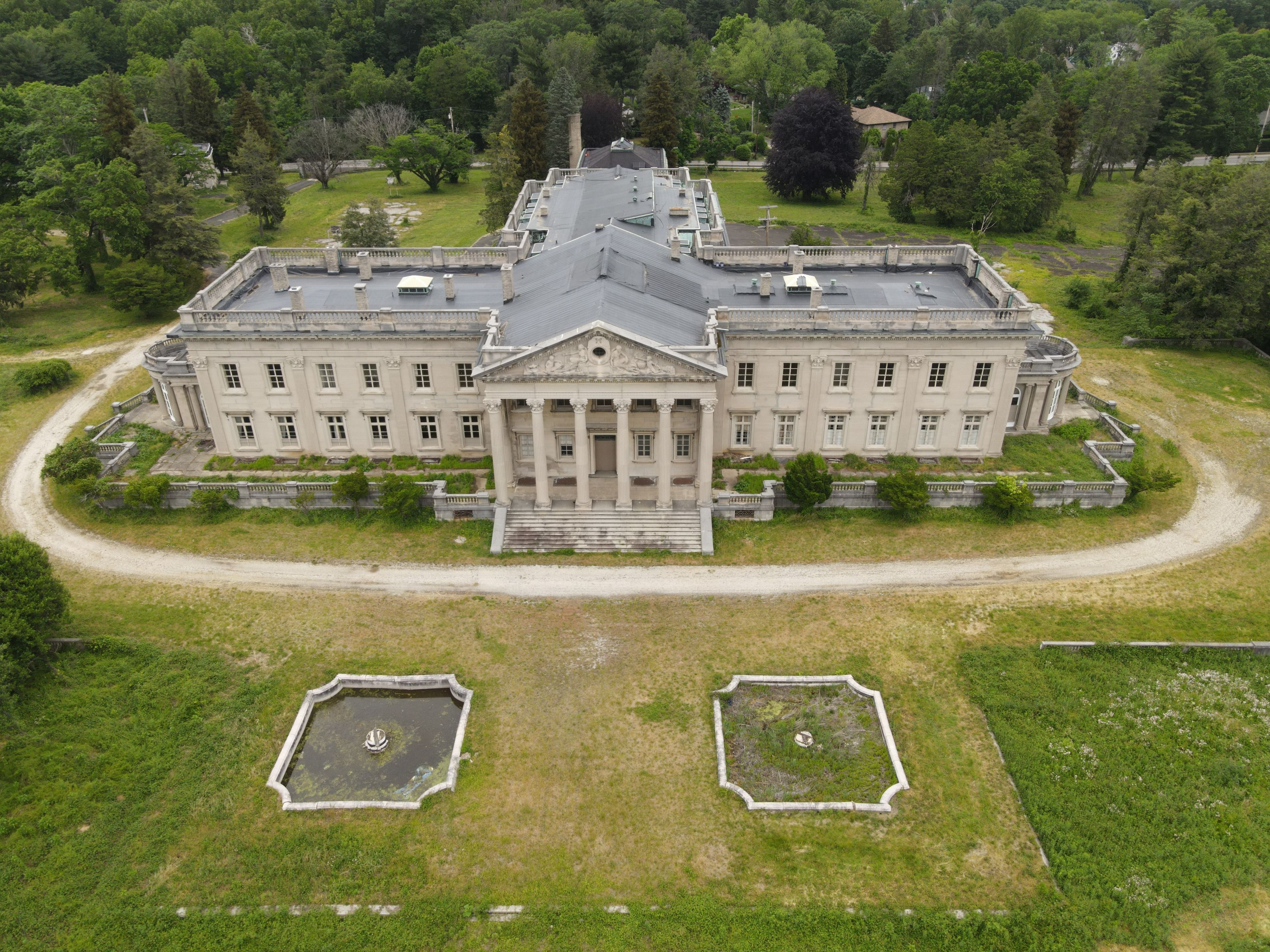 Lynnewood Hall: The Abandoned Mansion With A Tragic Titanic, 42% OFF