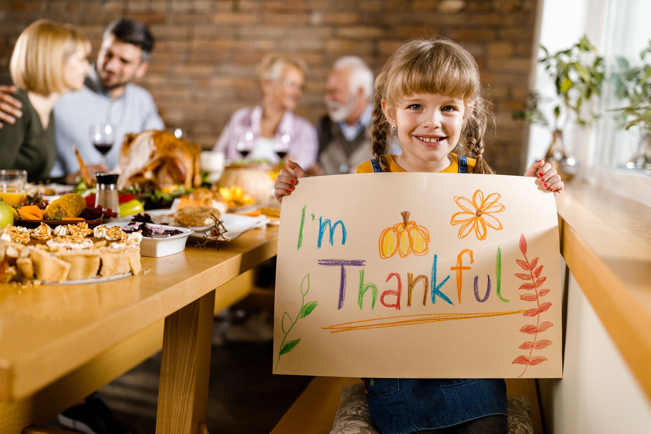 35 Best Thanksgiving Activities for Kids and Adults in 2023