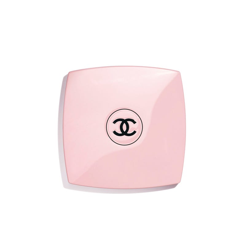 シャネル Chanel　コンパクトミラー　限定パープルカラー 135