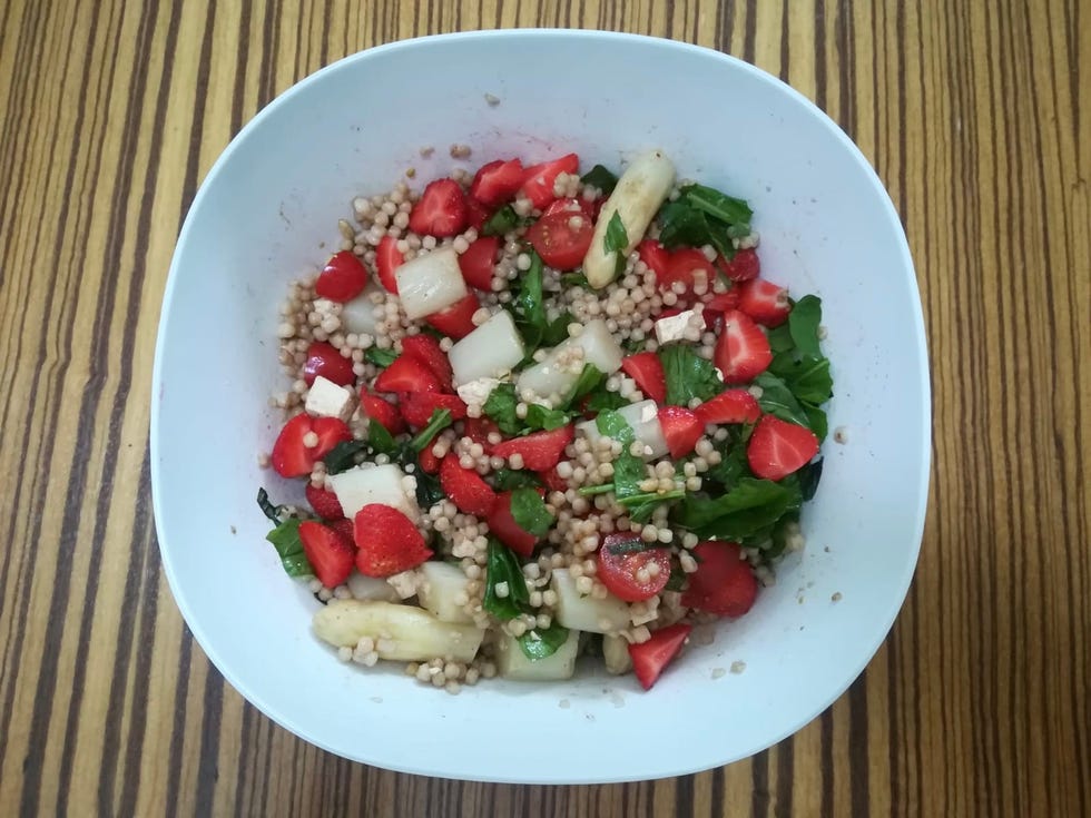 Maaltijdsalade met parelcouscous