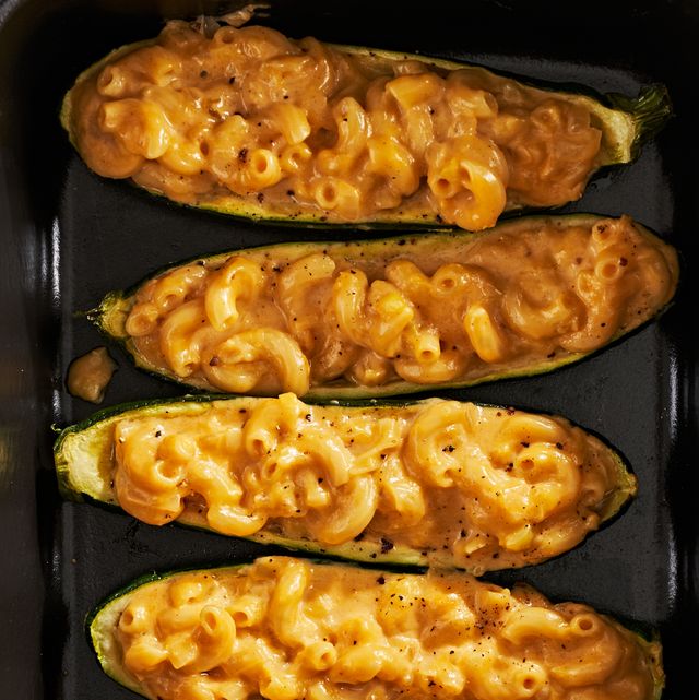 mac and cheese stuffed zucchini boats