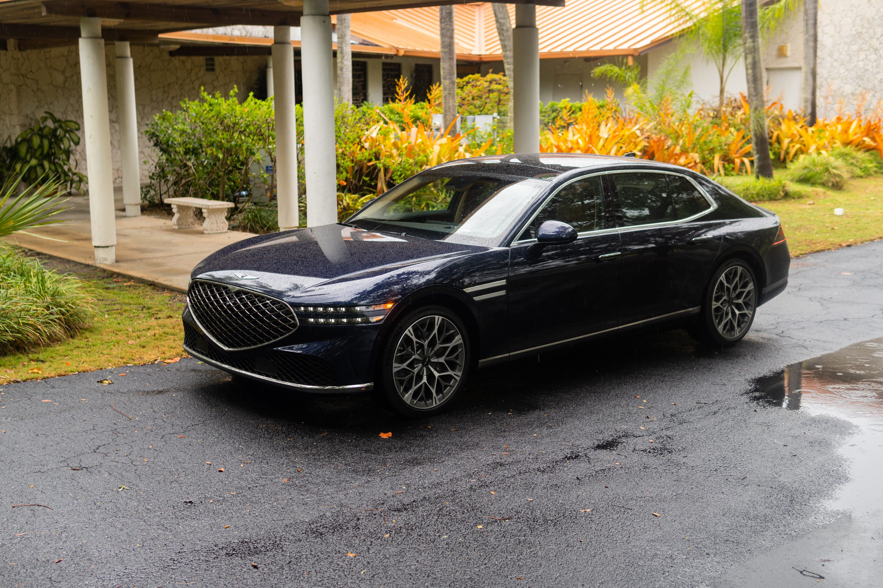 2025 Genesis G90