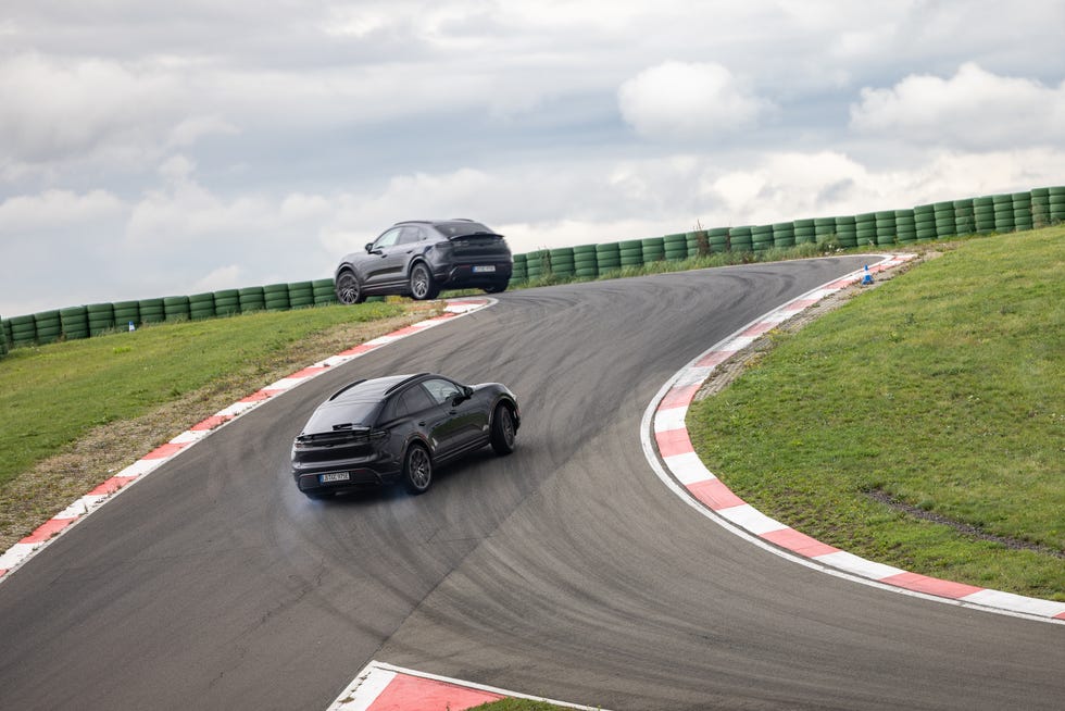macan-track-013-6571ba262561a.jpg
