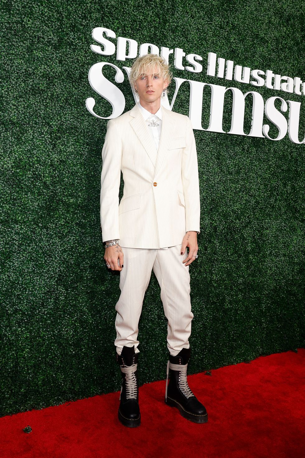 machine gun kelly at the 2023 sports illustrated swimsuit issue launch