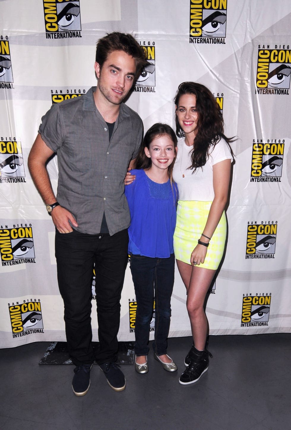 Robert Pattinson, Mackenzie Foy, Kristen Stewart