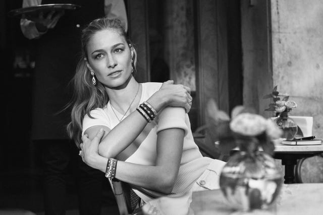 Beatrice Borromeo took part in the photo shoot of Buccellati's  advertisement campaign