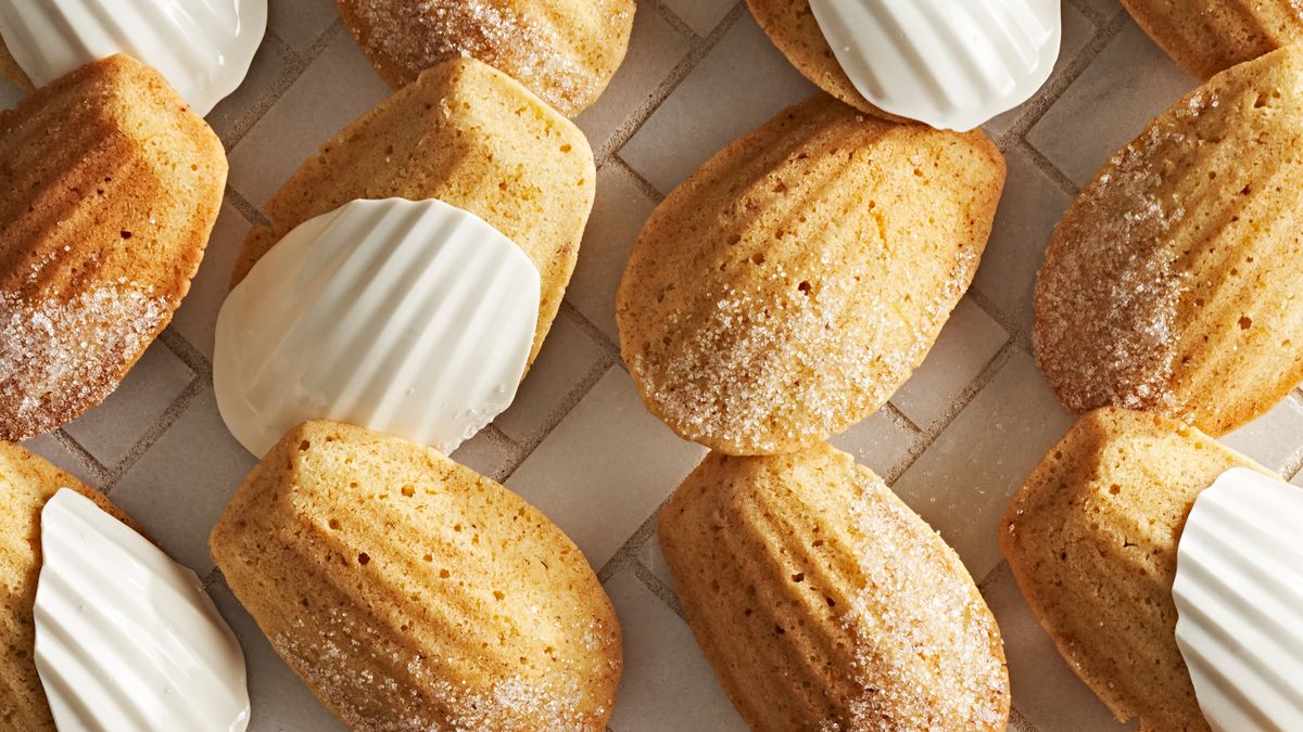 Best French Madeleines Recipe - How To Make Madeleines