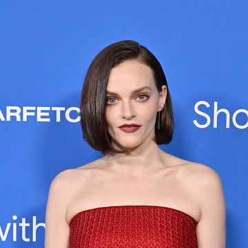 madeline brewer at the fashion trust us awards