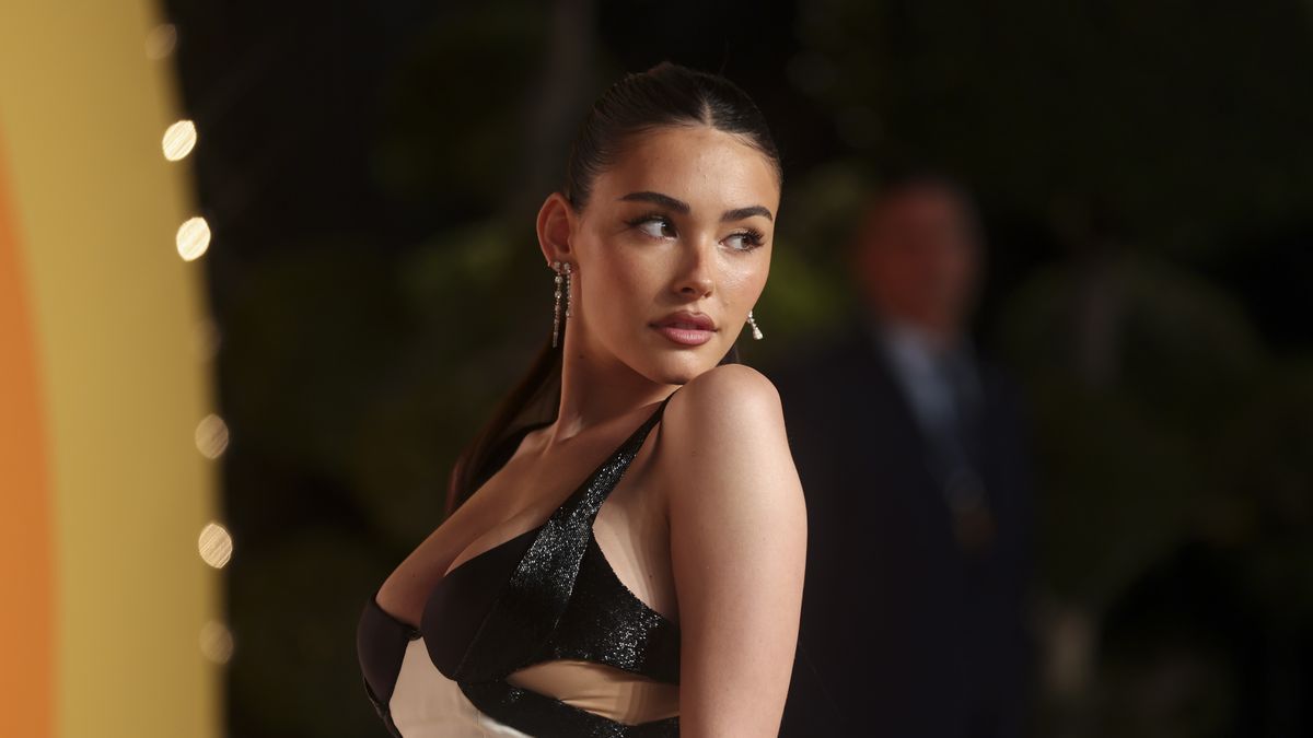 madison beer at the 2025 vanity fair oscar party
