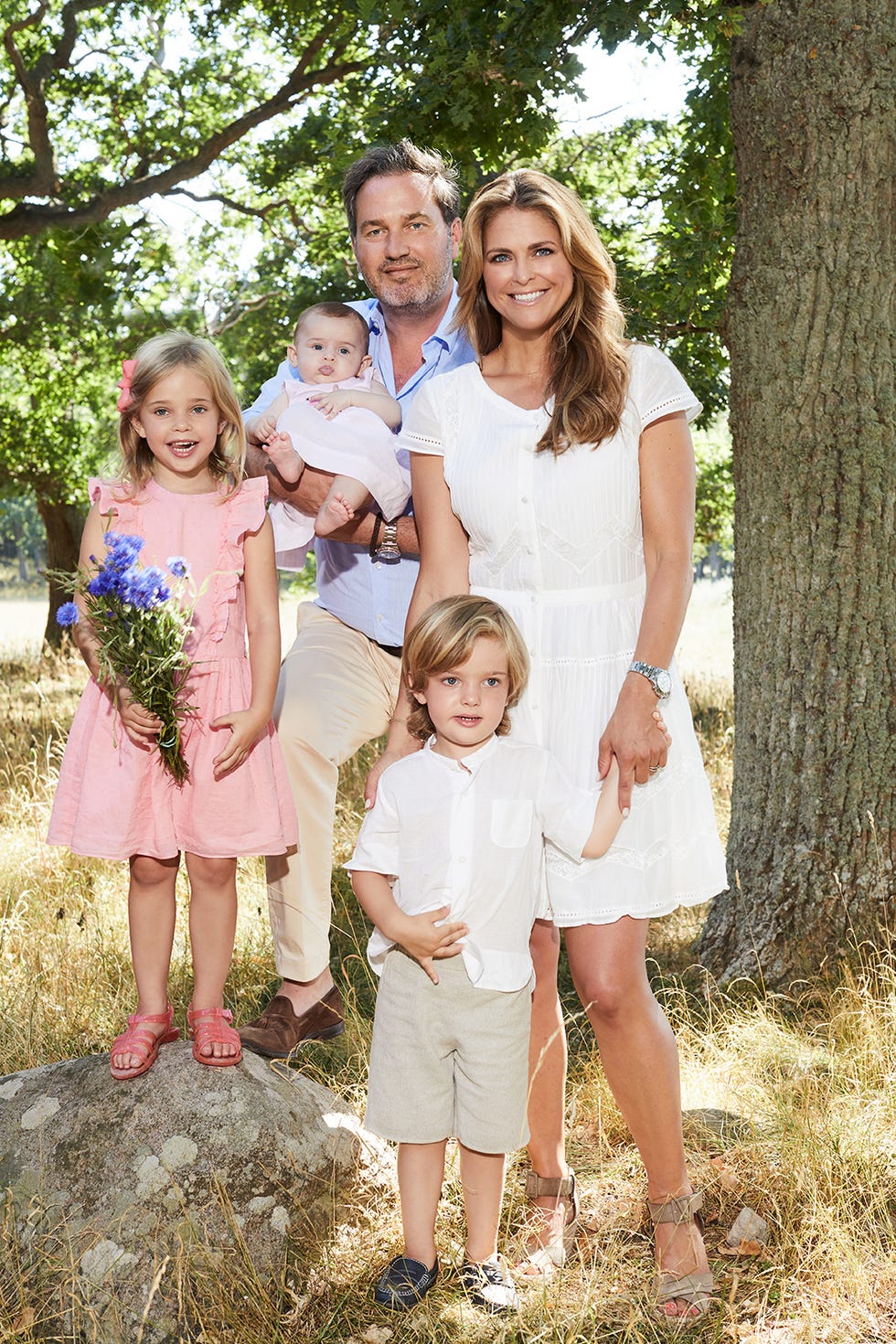 hkh prinsessan madeleine  hrh princess madeleine  herr christopher o’neill  mr christopher o’neill  hkh prinsessan leonore  hrh princess leonore  hkh prins nicolas  hrh prince nicolas  hkh prinsessan adrienne  hrh princess adrienne