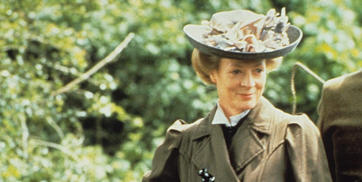 Maggie Smith's perfectly-rated British period drama is streaming for free in the UK