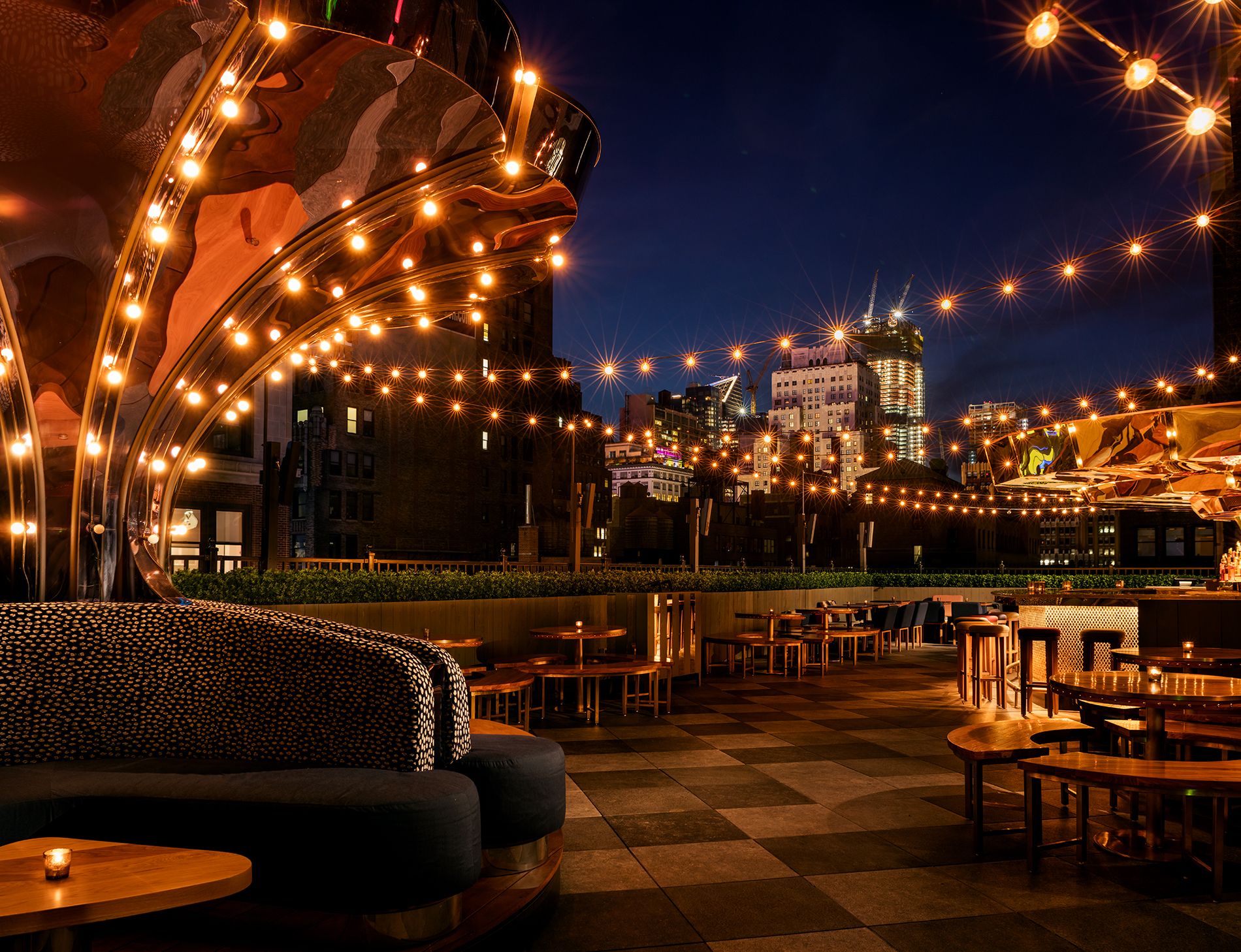 23 Best Rooftop in NYC - New York Outdoor Rooftop Bars to Visit
