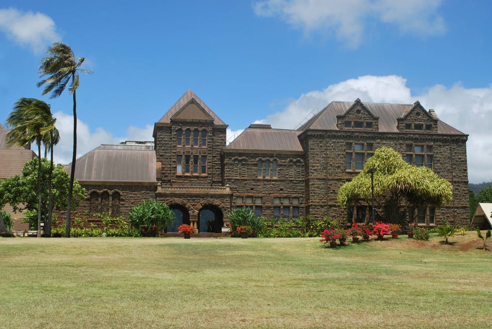 main building of the bishop museum in honolulu