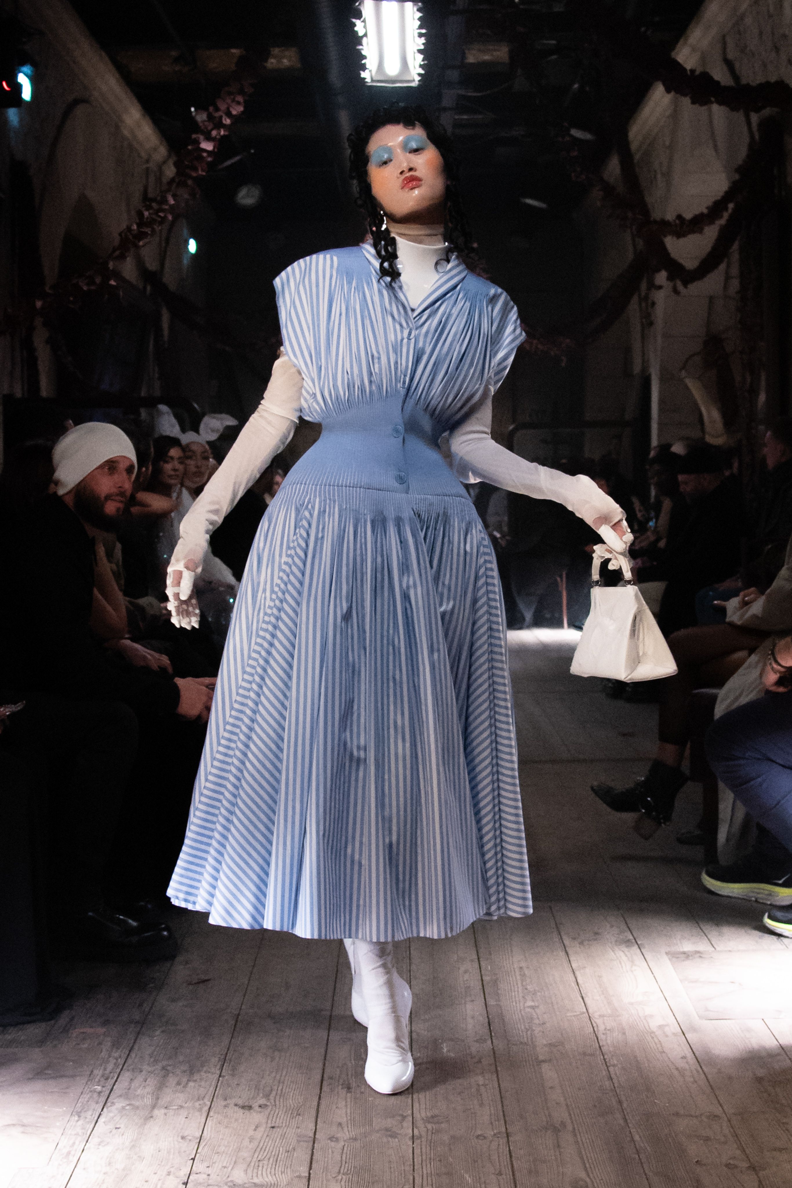 John Galliano Margiela Haute Couture 2024 Com Era La Sfilata   Maison Margiela Artisanal 2024 Look 42 65b363ec06935 