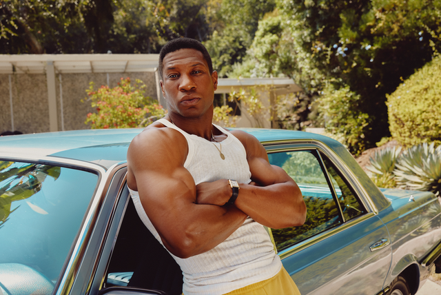 see-bonus-photos-from-jonathan-majors-men-s-health-cover-shoot