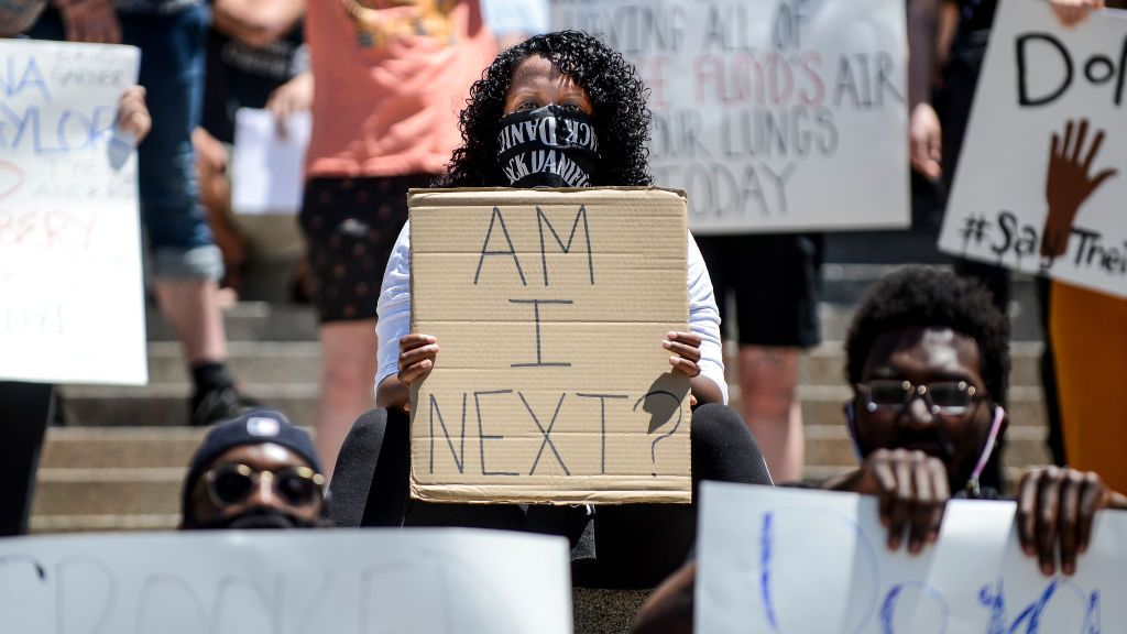 preview for How to Support The #BlackLivesMatter Movement in America Right Now
