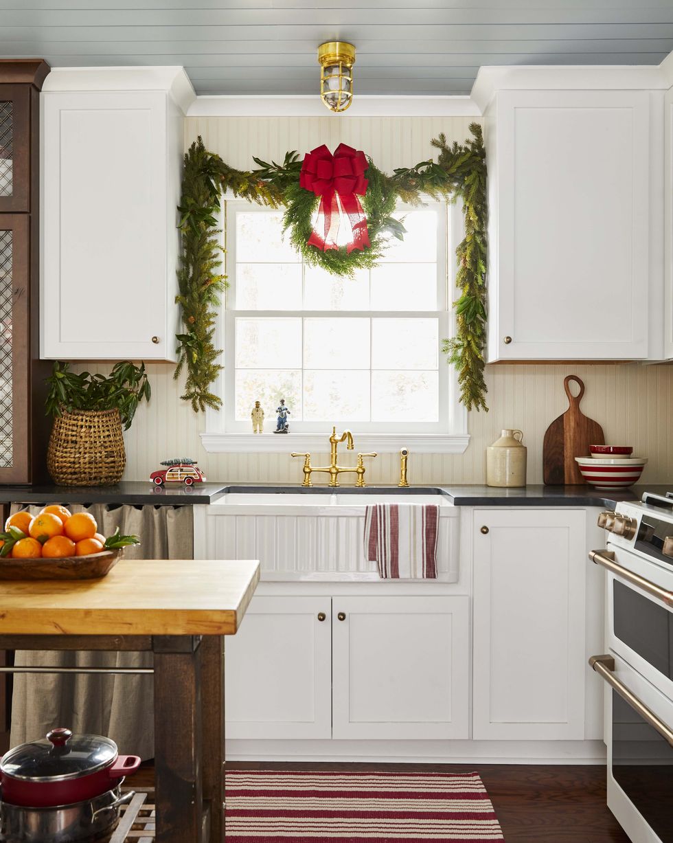 white kitchen decorated for christmas