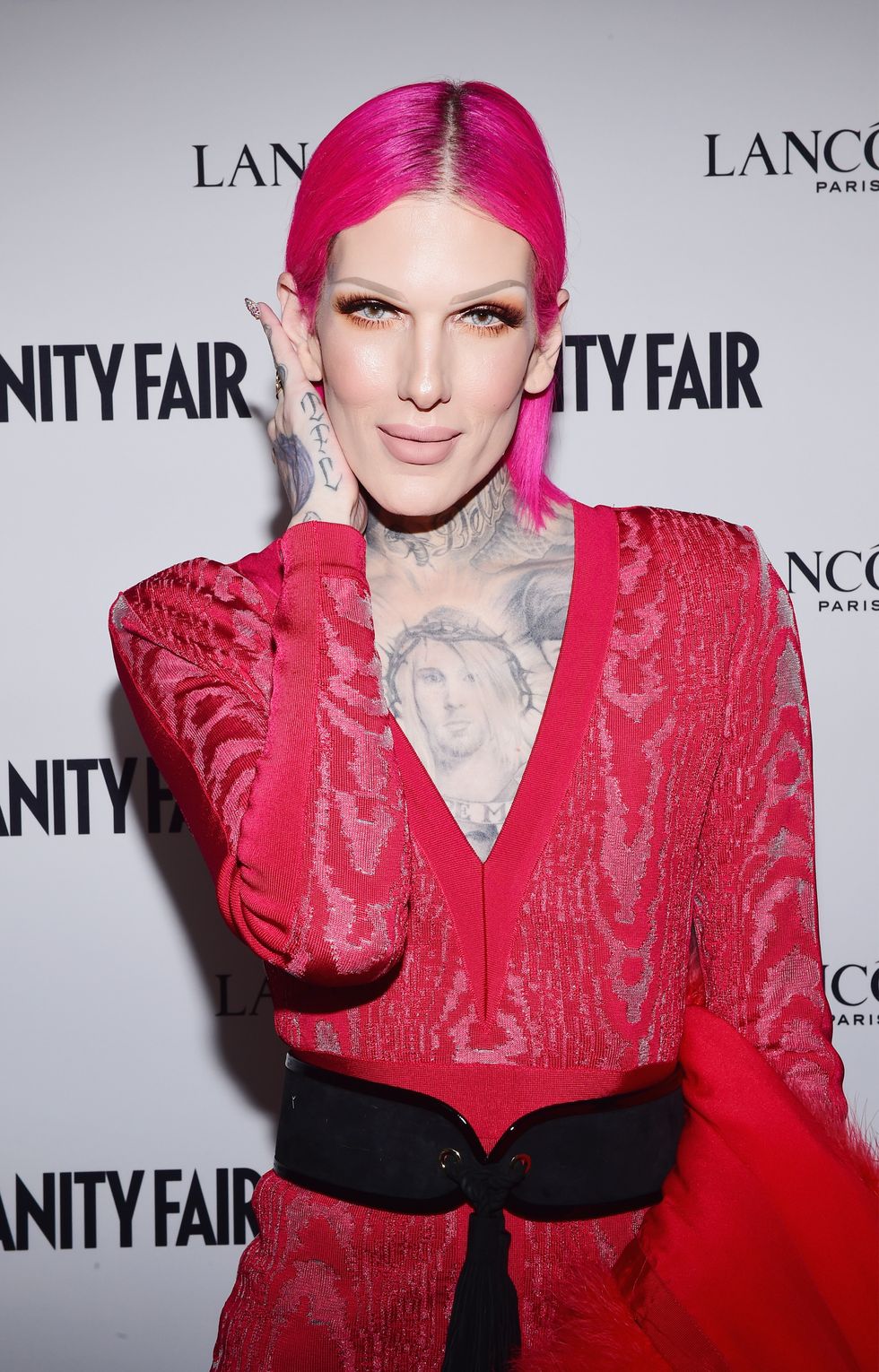 jeffree star  vanity fair and lancome toast to the hollywood issue
