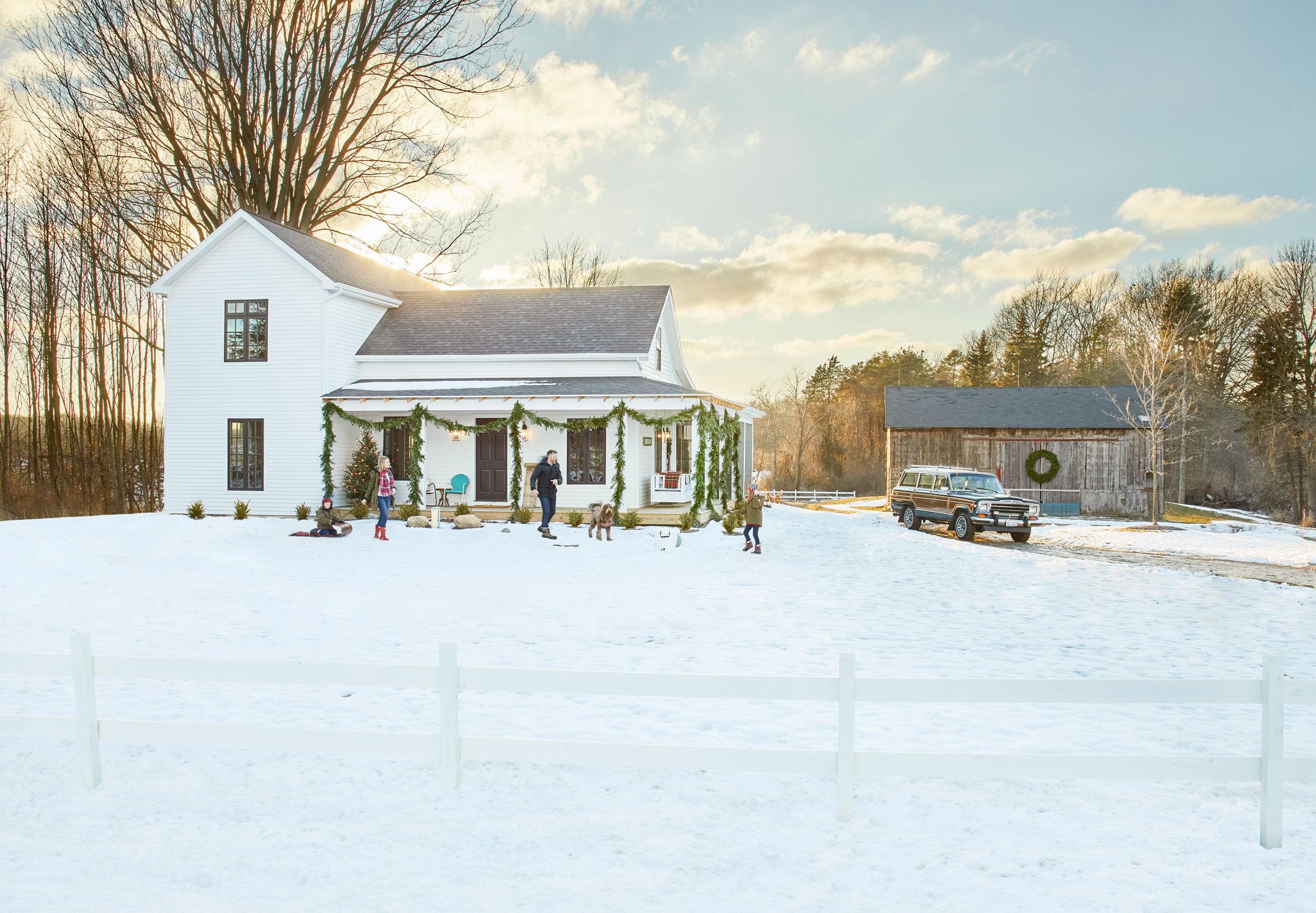 Christmas Decorating In a Michigan Farmhouse