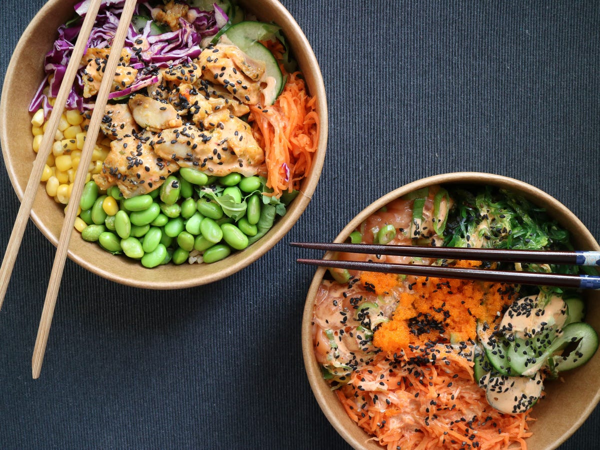 Makkelijke poké bowl met kip