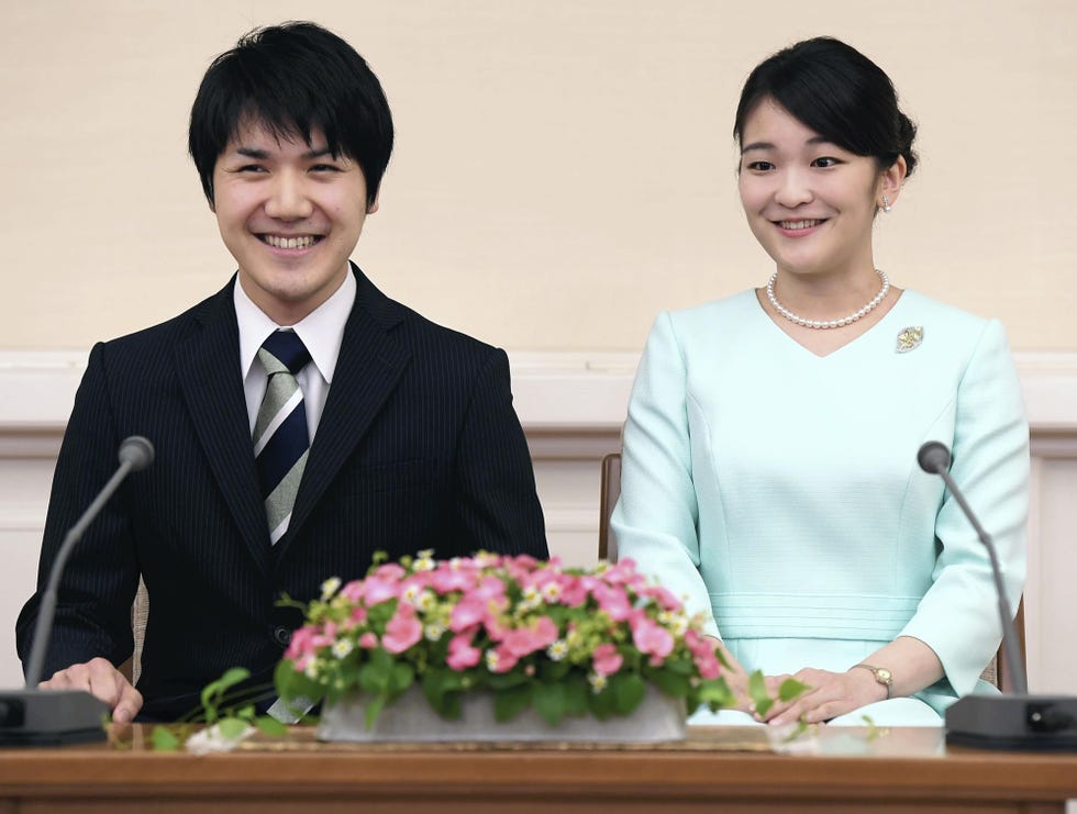 Mako de Japón y su prometido Kei Komuro