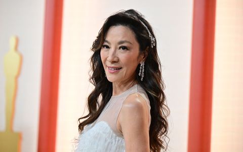 oscars 2023 red carpet michelle yeoh