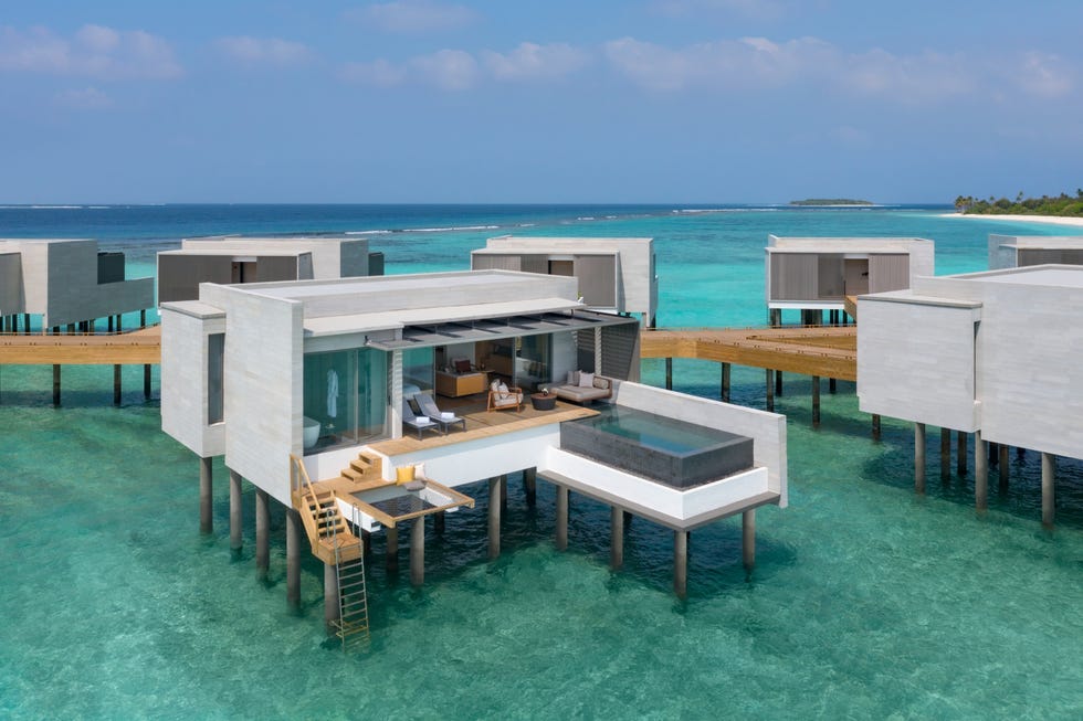 best hotels in maldives