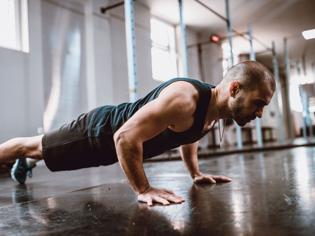 Flexiones: cómo hacerlas bien y beneficios para tus músculos