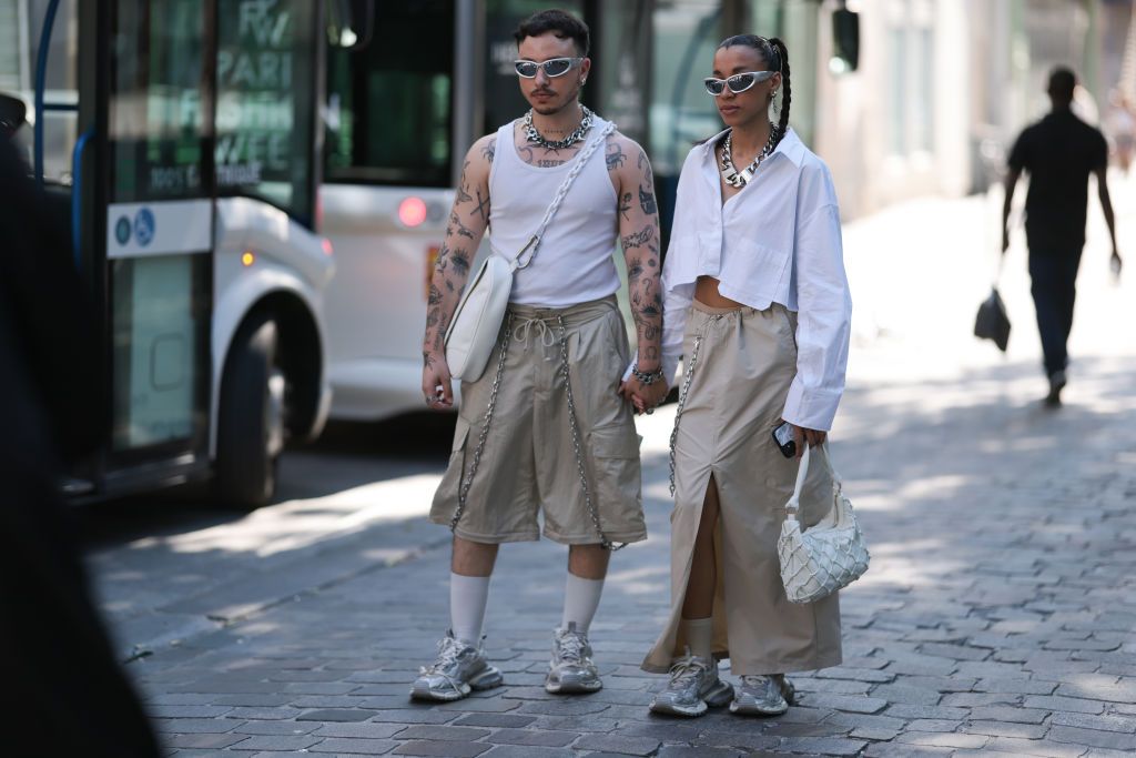 20 Best Date Night Outfits For Summer 2024   Male Fashion Week Guest Is Seen Wearing Grey Shades News Photo 1690238632 