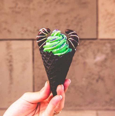 Ice cream cone, Frozen dessert, Green, Dessert, Soft Serve Ice Creams, Food, Ice cream, Dairy, Plant, Cone, 