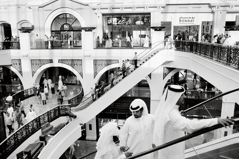 White, Photograph, Black-and-white, Snapshot, Escalator, Shopping mall, Building, Architecture, Photography, Monochrome, 