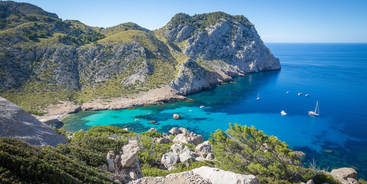 where to stay, swim and visit where to stay, swim and visit