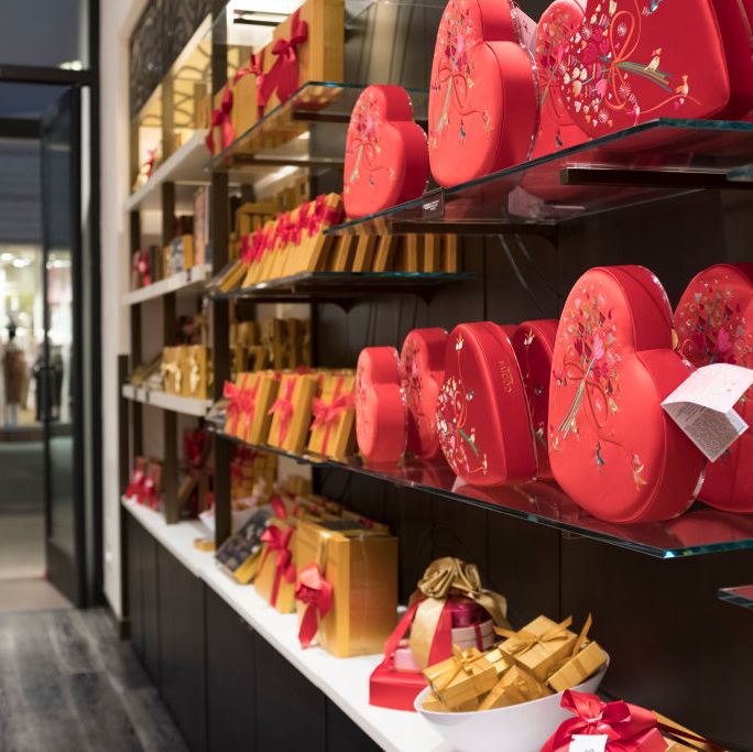 Valentine's Day 2022 by the numbers: Fun facts about the popular