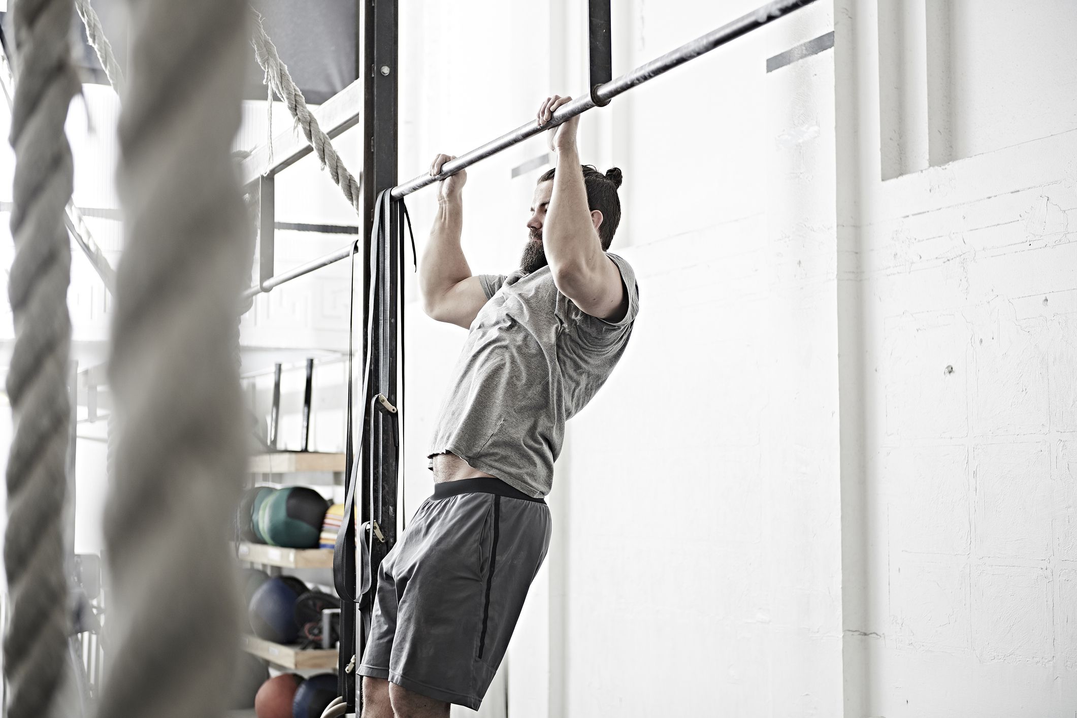 How to Do a Proper Pull-up & Chin-up, Step By Step. | Nerd Fitness