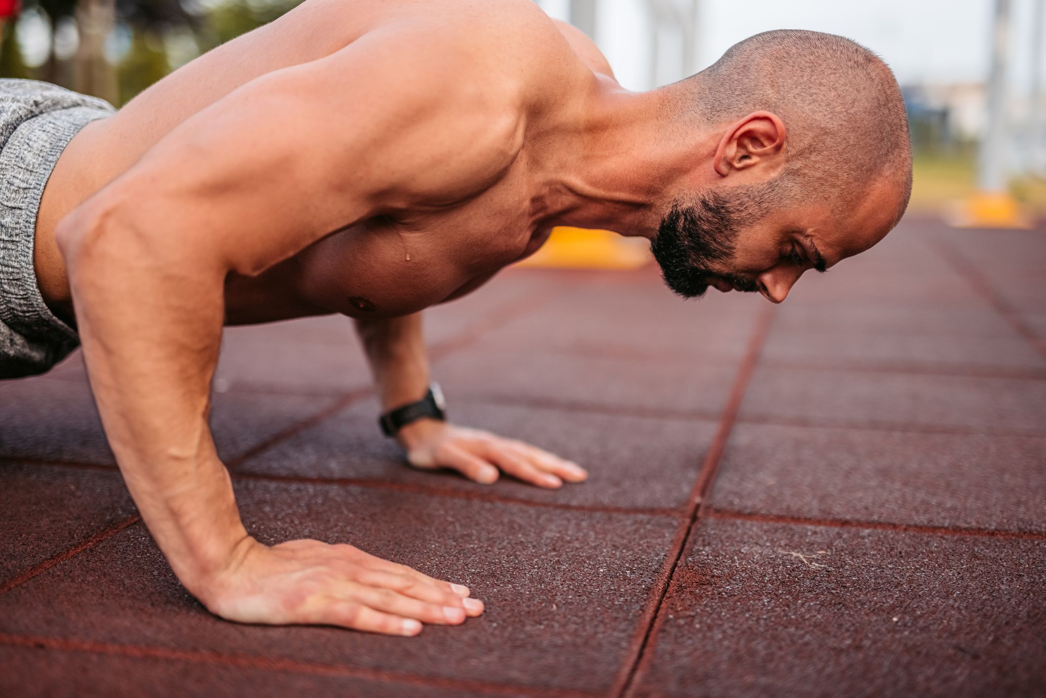 10 Best Calisthenics Push Up Variations for Muscle & Strength 