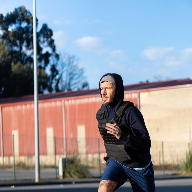 https://hips.hearstapps.com/hmg-prod/images/man-doing-sports-on-a-sunny-winter-day-with-a-royalty-free-image-1682623290.jpg?crop=1.00xw:0.667xh;0,0.240xh&resize=640:*