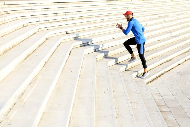 subiendo escaleras