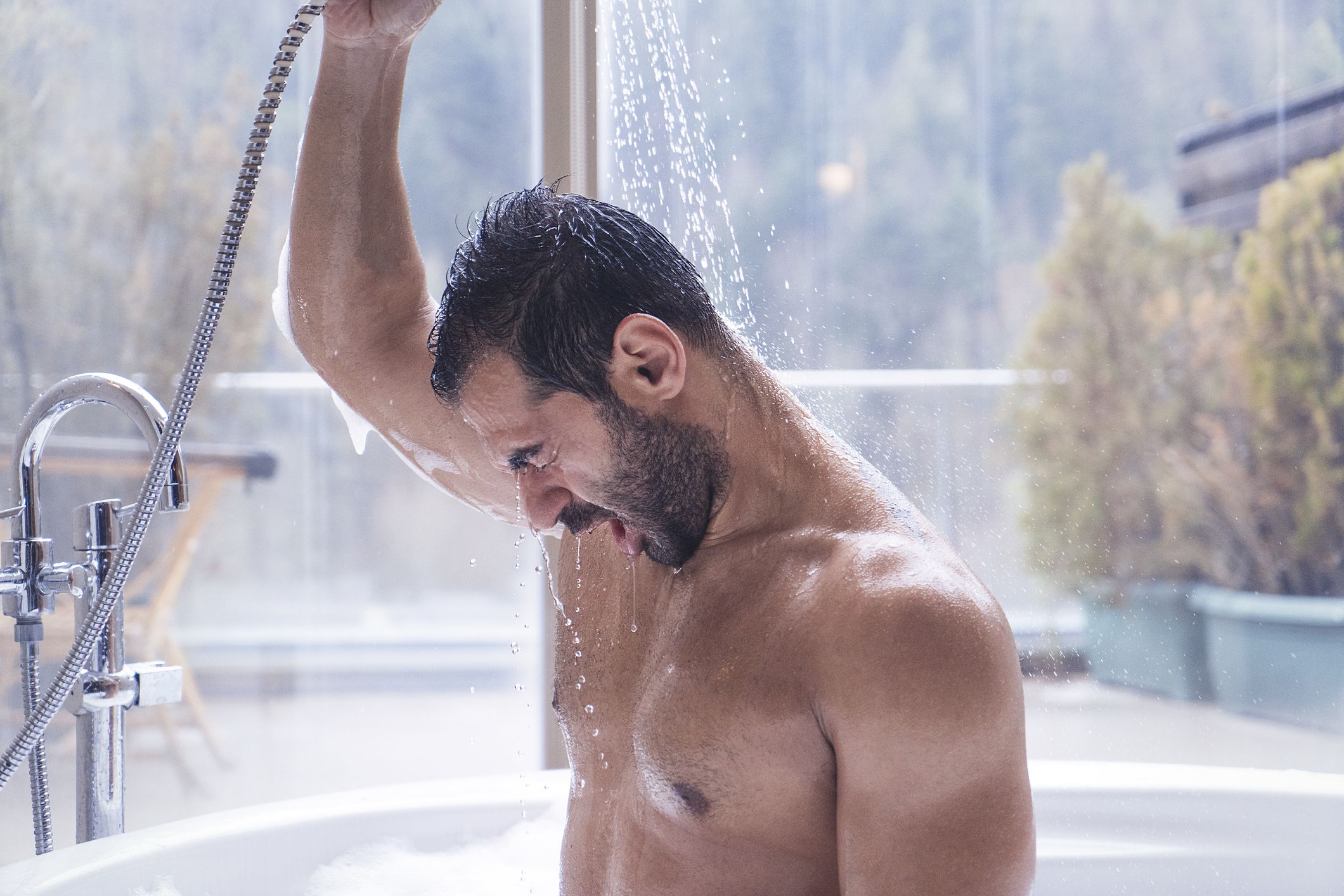Cold Showers Benefits Health Benefits and The Best Way to do Them pic