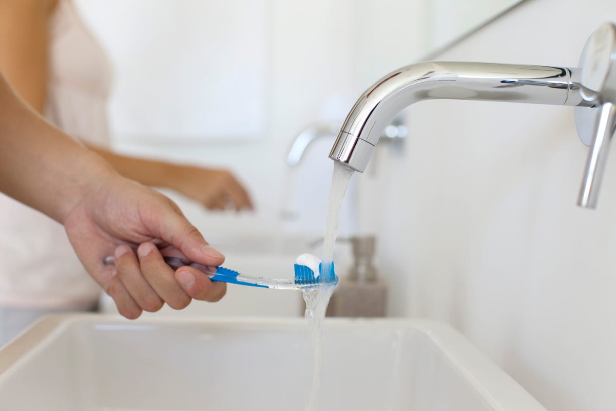 Should You Brush Your Teeth Before Breakfast?