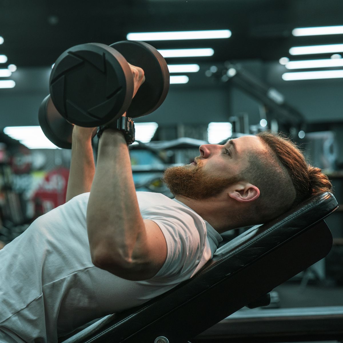 How To Do The Incline Dumbbell Press