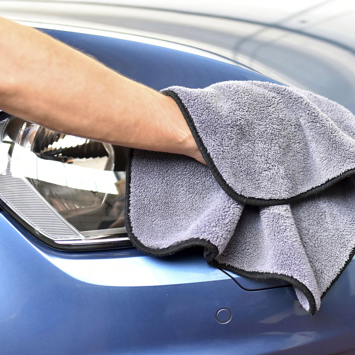 Car care tips: How to make your car shine in 4 easy steps.