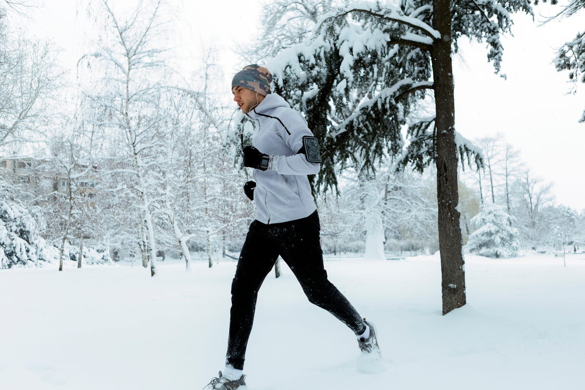 Cómo elegir ropa para hacer deporte en invierno - 5 pasos